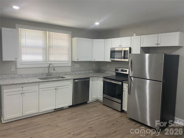 316 S Ransom Street, Gastonia, NC 28052
