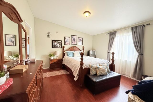 1570 S Peach Street 122, Medford, OR 97501