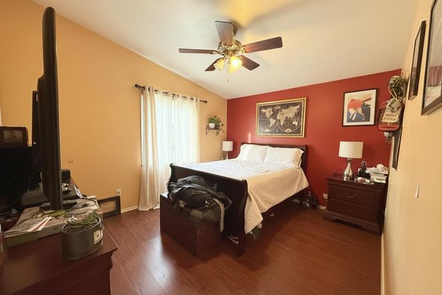 1570 S Peach Street 122, Medford, OR 97501