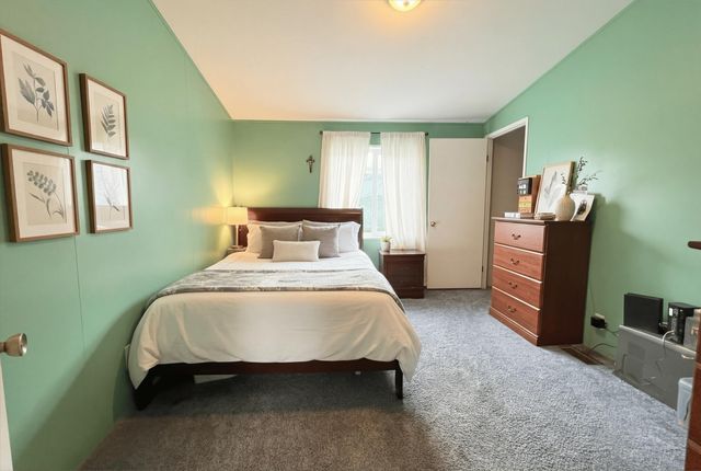 1570 S Peach Street 122, Medford, OR 97501