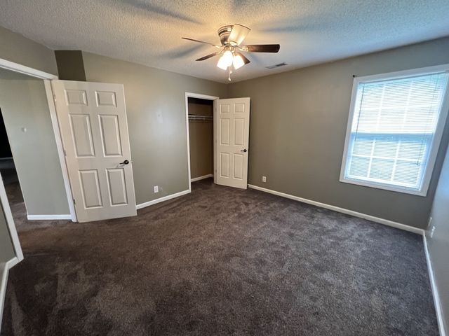 450 Winding Bluff, Clarksville, TN 37040