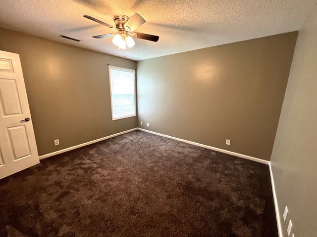 450 Winding Bluff, Clarksville, TN 37040