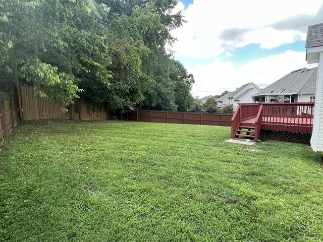 450 Winding Bluff, Clarksville, TN 37040