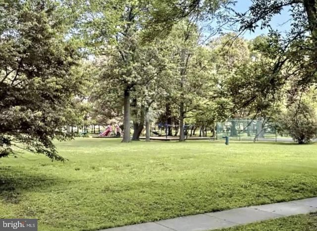 40 MYRTLE AVE, Merchantville, NJ 08109