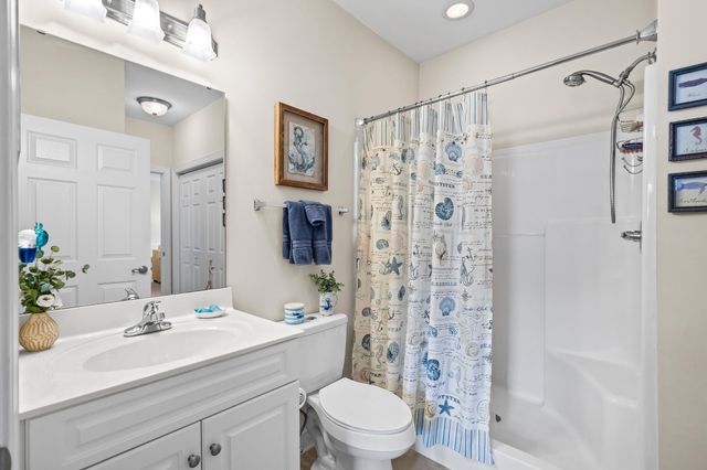 4136 Hibiscus Dr Unit 202, Little River, SC 29566