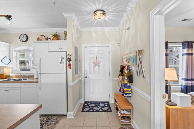 4136 Hibiscus Dr Unit 202, Little River, SC 29566