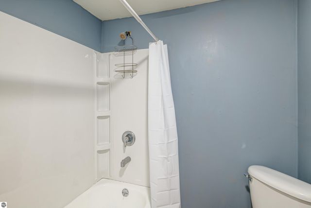 5059 NE Rogers Road, Kalkaska, MI 49646