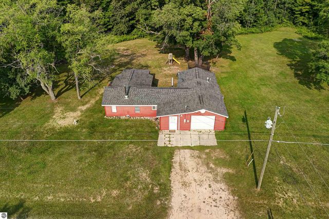 5059 NE Rogers Road, Kalkaska, MI 49646