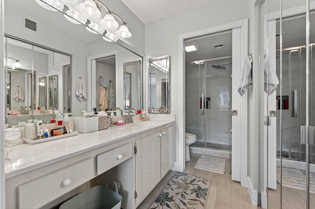 7142 S Devon Drive 210, Tamarac, FL 33321