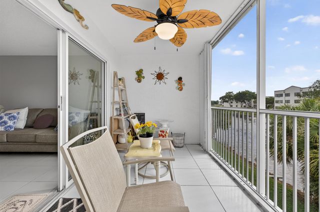 7142 S Devon Drive 210, Tamarac, FL 33321