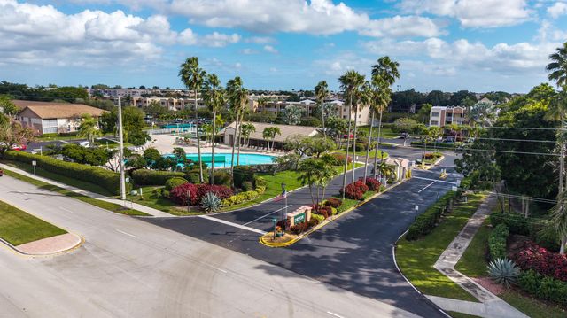 7142 S Devon Drive 210, Tamarac, FL 33321