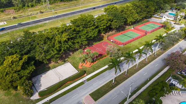 7142 S Devon Drive 210, Tamarac, FL 33321