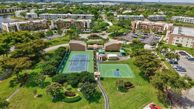 7142 S Devon Drive 210, Tamarac, FL 33321