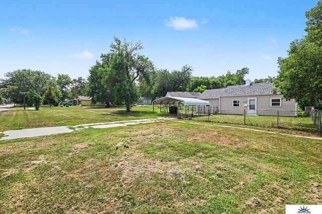 2210 John A Creighton Boulevard, Omaha, NE 68111