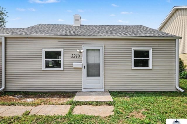 2210 John A Creighton Boulevard, Omaha, NE 68111