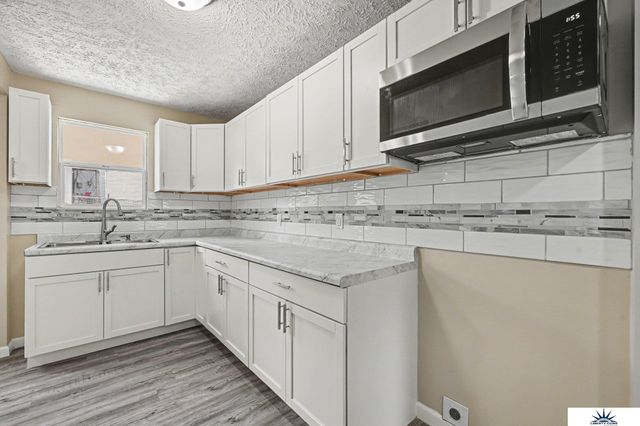 2210 John A Creighton Boulevard, Omaha, NE 68111