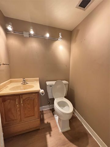 21800 Morley Avenue 1205, Dearborn, MI 48124