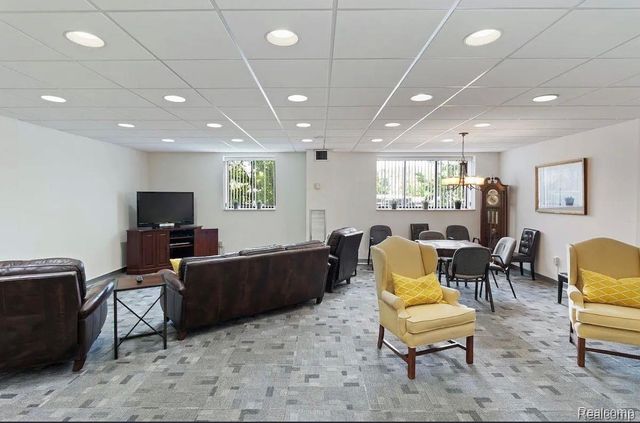 21800 Morley Avenue 1205, Dearborn, MI 48124