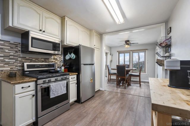 2545 Calle Aguadulce, San Diego, CA 92139