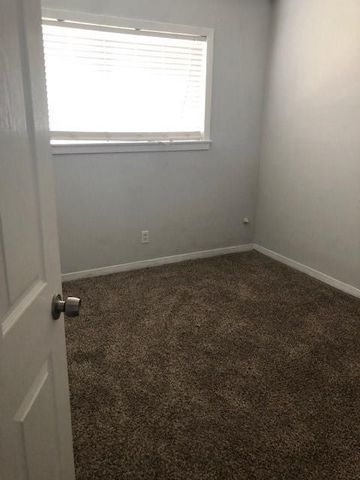 1732 Greenbriar Avenue, Orange, TX 77632