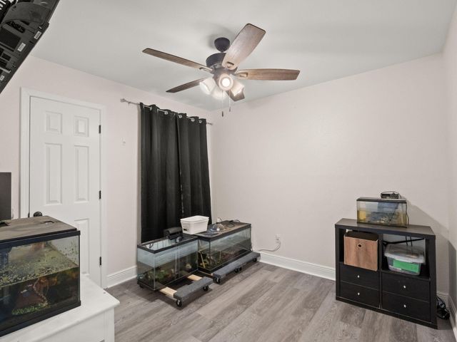 1623 Amour Dr, Leesville, LA 71446