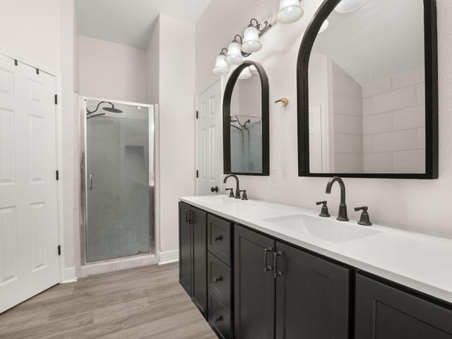 1623 Amour Dr, Leesville, LA 71446