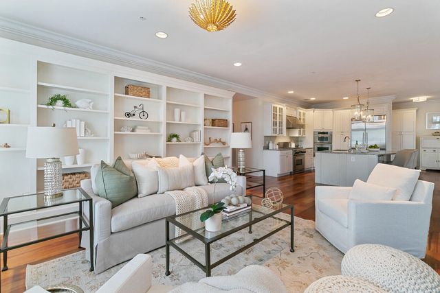 136 Fairbanks Oak Alley 3b, Charleston, SC 29492