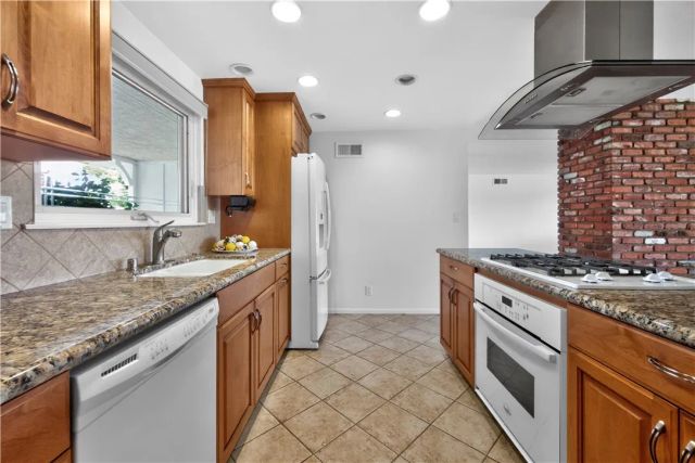 3034 N Westhaven, Orange, CA 92865
