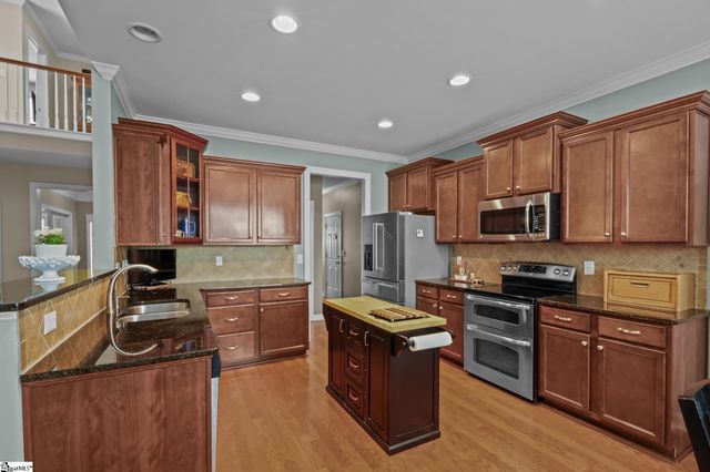 416 Leigh Creek Drive, Simpsonville, SC 29681