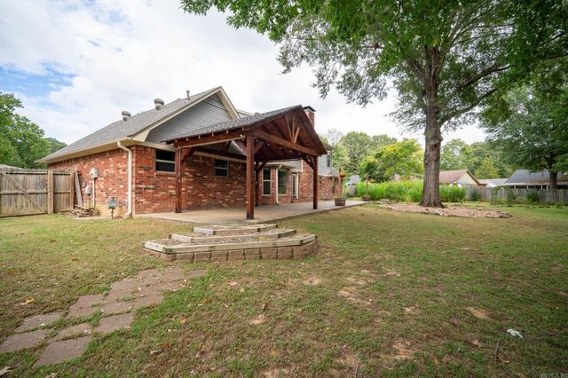 12 Chester Cove, Conway, AR 72034