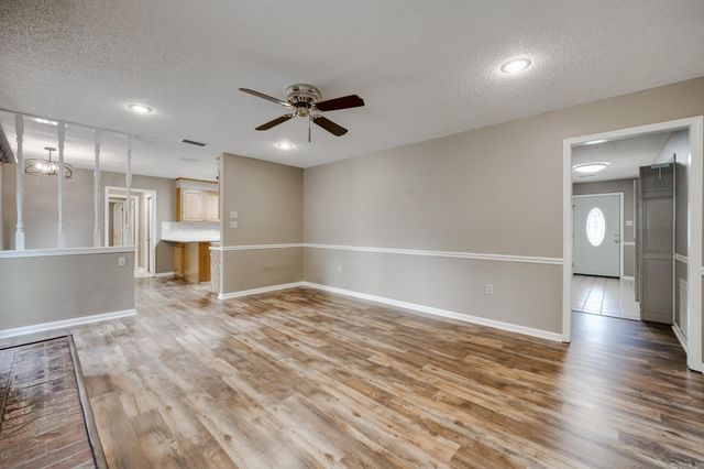 12 Chester Cove, Conway, AR 72034