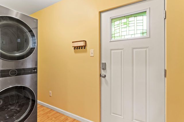 687 STATE ST, Lemoyne, PA 17043
