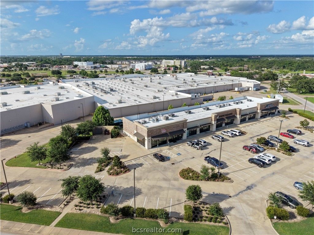 2305 Longmire Drive 100, College Station, TX 77845 — photo 2