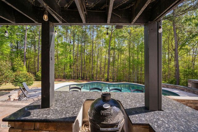 1057 Queensdale Drive, Cary, NC 27519