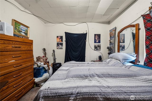 2502 S 74th Street, Tacoma, WA 98409