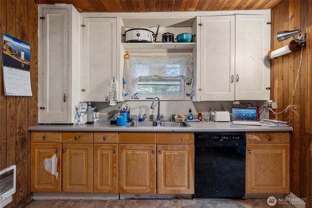 2502 S 74th Street, Tacoma, WA 98409