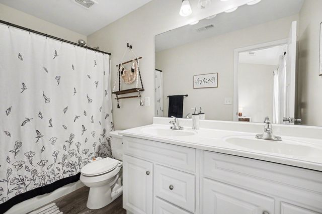 33 S Main Street, Walton, KY 41094