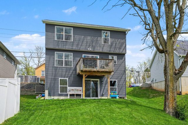 33 S Main Street, Walton, KY 41094
