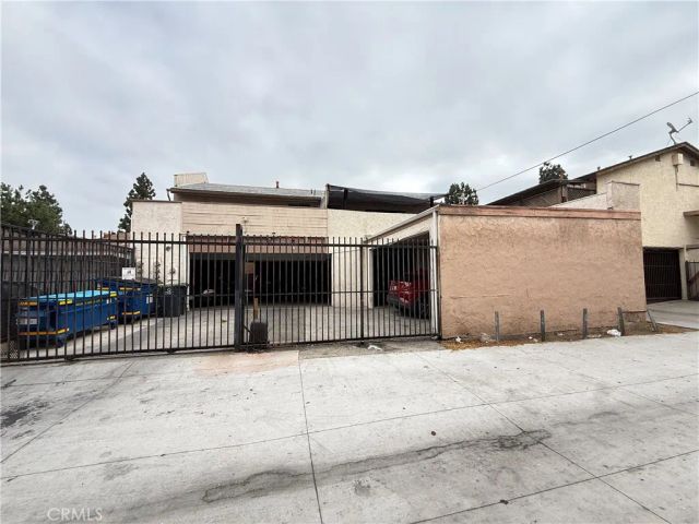 620 E Pine, Santa Ana, CA 92701