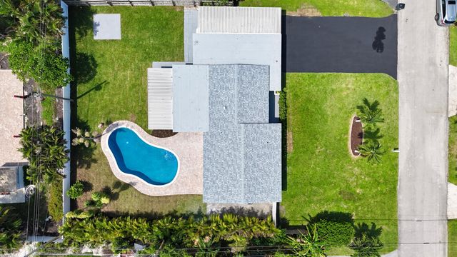 470 NE 45TH Street, Boca Raton, FL 33431
