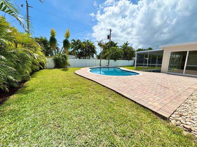 470 NE 45TH Street, Boca Raton, FL 33431