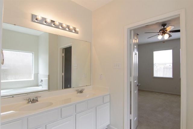 15010 Sun Glaze Drive, Humble, TX 77346