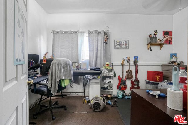 2074 W 54th Street, Los Angeles, CA 90062