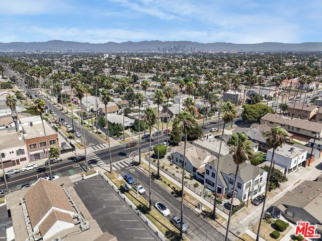 2074 W 54th Street, Los Angeles, CA 90062