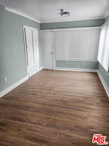 2074 W 54th Street, Los Angeles, CA 90062