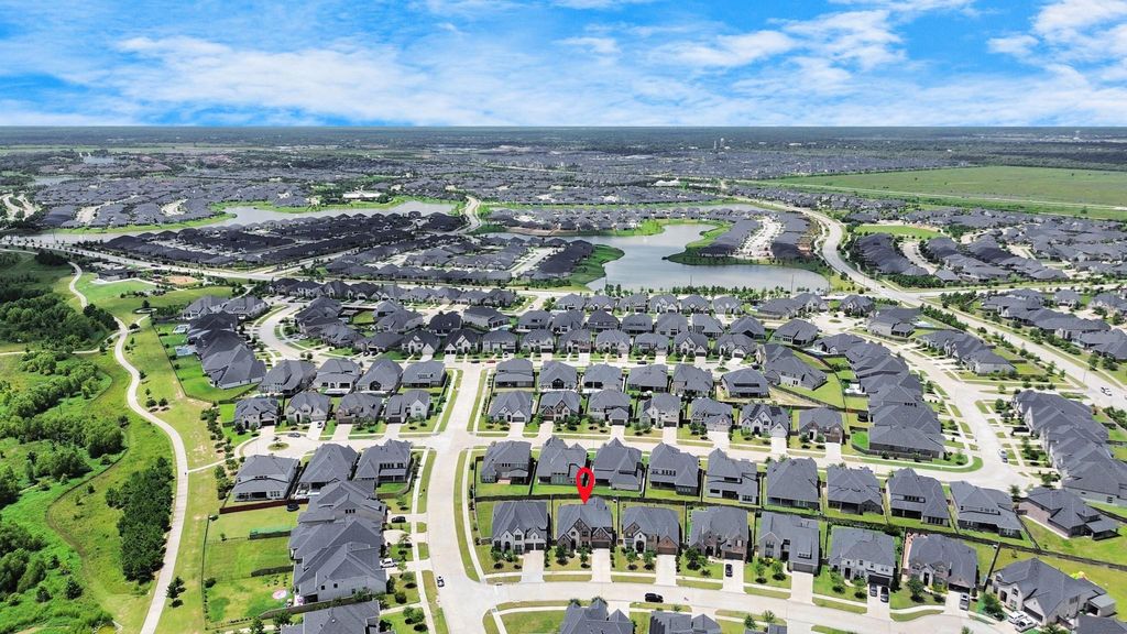 28907 NE Ridge Valley Court, Fulshear, TX 77441