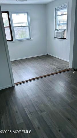 439 Mantoloking Road, Brick, NJ 08723