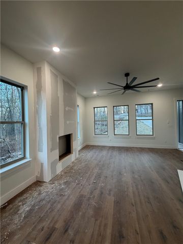 6 Moffat Lane, Bella Vista, AR 72715