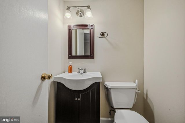 1513 FRESNO RD, Wilmington, DE 19803