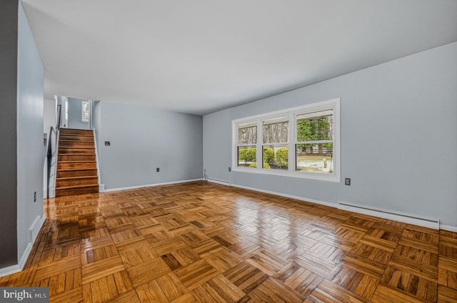 1513 FRESNO RD, Wilmington, DE 19803